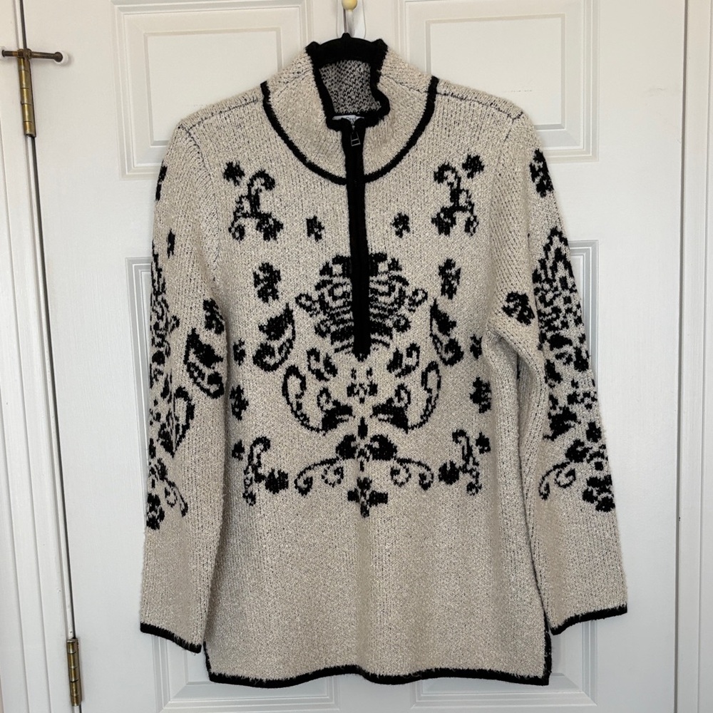 North style Black  & Cream Patterned Half-Zip Women's Sweater